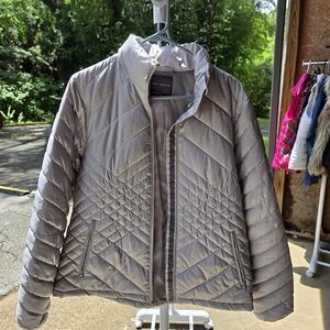 Tek Gear Gray Puffer Jacket with Insulated Padding and Stand-Up Collar